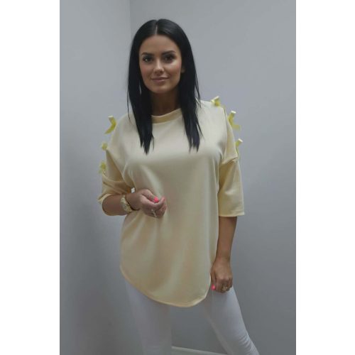 Csinos vállán masnis felső (sárga)