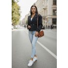 Nagyon csinos rövid fazonú gombos kabát (fekete)