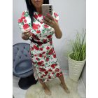 Csinos fehér alapon virágmintás egyik oldalán felvágott ruha övvel