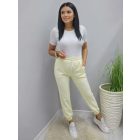 Divatos derekán gumírozott szabadidő nadrág (sárga)