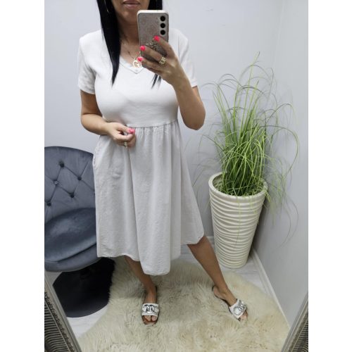 Csinos felső részén finoman bordázott ruha (bézs)