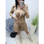 Gyönyörű alján rakott gombos ruha (barna)