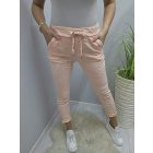 Nagyon csinos derekán gumírozott megkötős gyűrt hatású nadrág (barack)