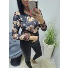 Csinos fekete alapon virágmintás body 