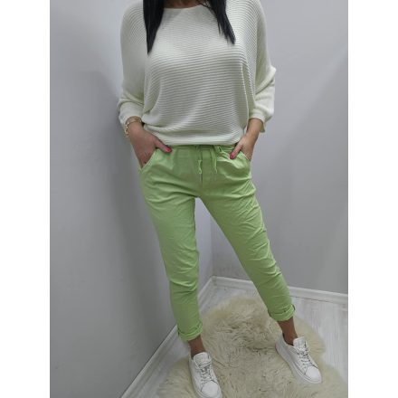 Nagyon csinos derekán gumírozott megkötős gyűrt hatású nadrág (zöld)