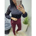 Csinos gumis derekú nadrág zsebénél gombdíszítéssel (burgundi)