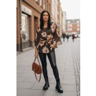 Muszlin barna alapon virágmintás blúz denevér ujjal megkötős derékrésszel